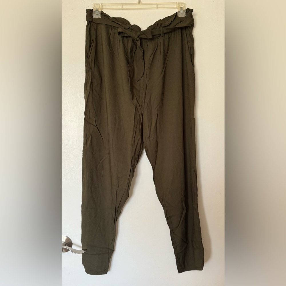 H&M Viscose Paper Bag Waist Pull-on Pants - Olive